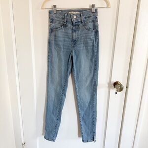 LEVI'S HIGH WAISTED MILE HIGH SUPER SKINNY DENIM JEANS